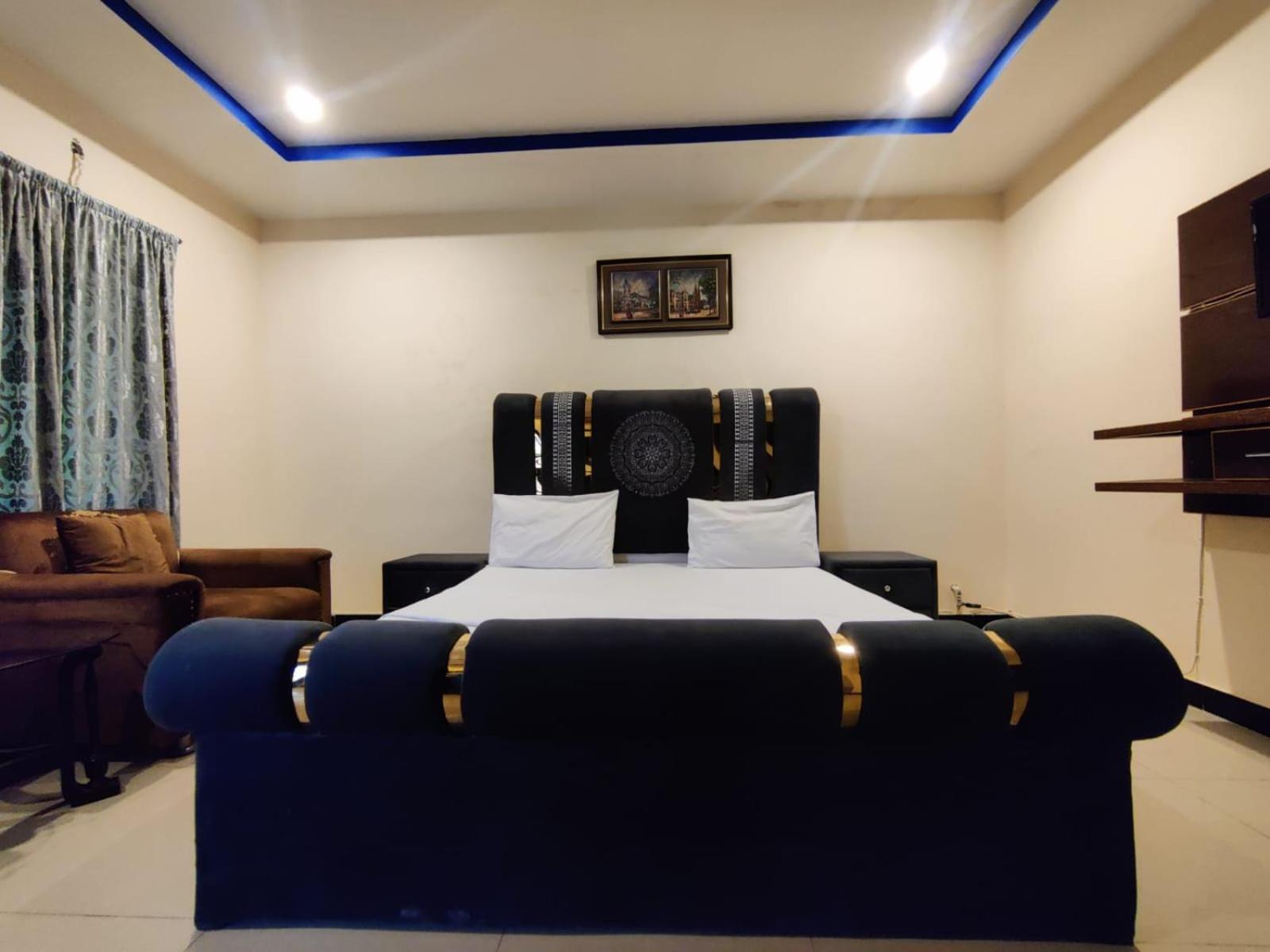 Luxury Guest Rooms 라왈핀디 외부 사진
